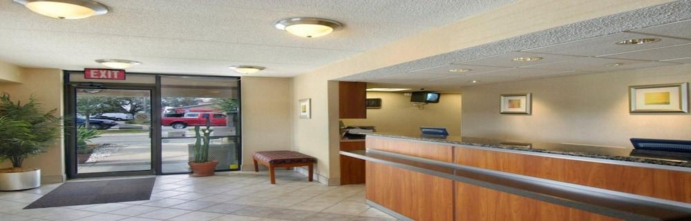 Red Roof Inn Tampa Fairgrounds - Casino Mango Extérieur photo