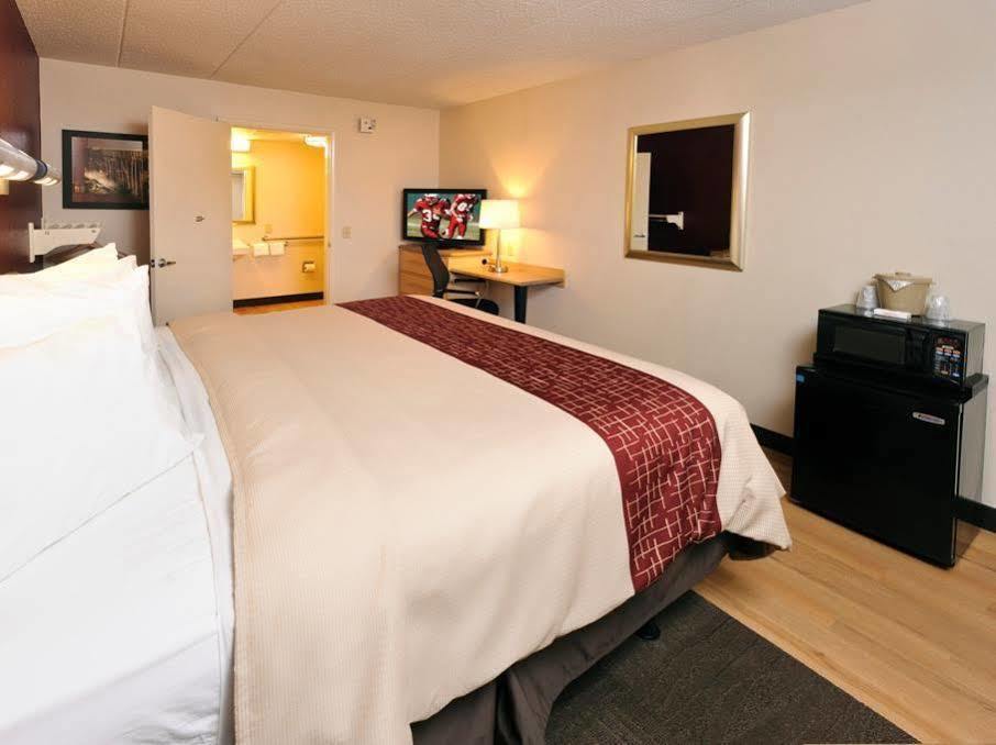 Red Roof Inn Tampa Fairgrounds - Casino Mango Extérieur photo