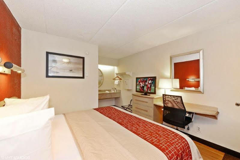 Red Roof Inn Tampa Fairgrounds - Casino Mango Extérieur photo